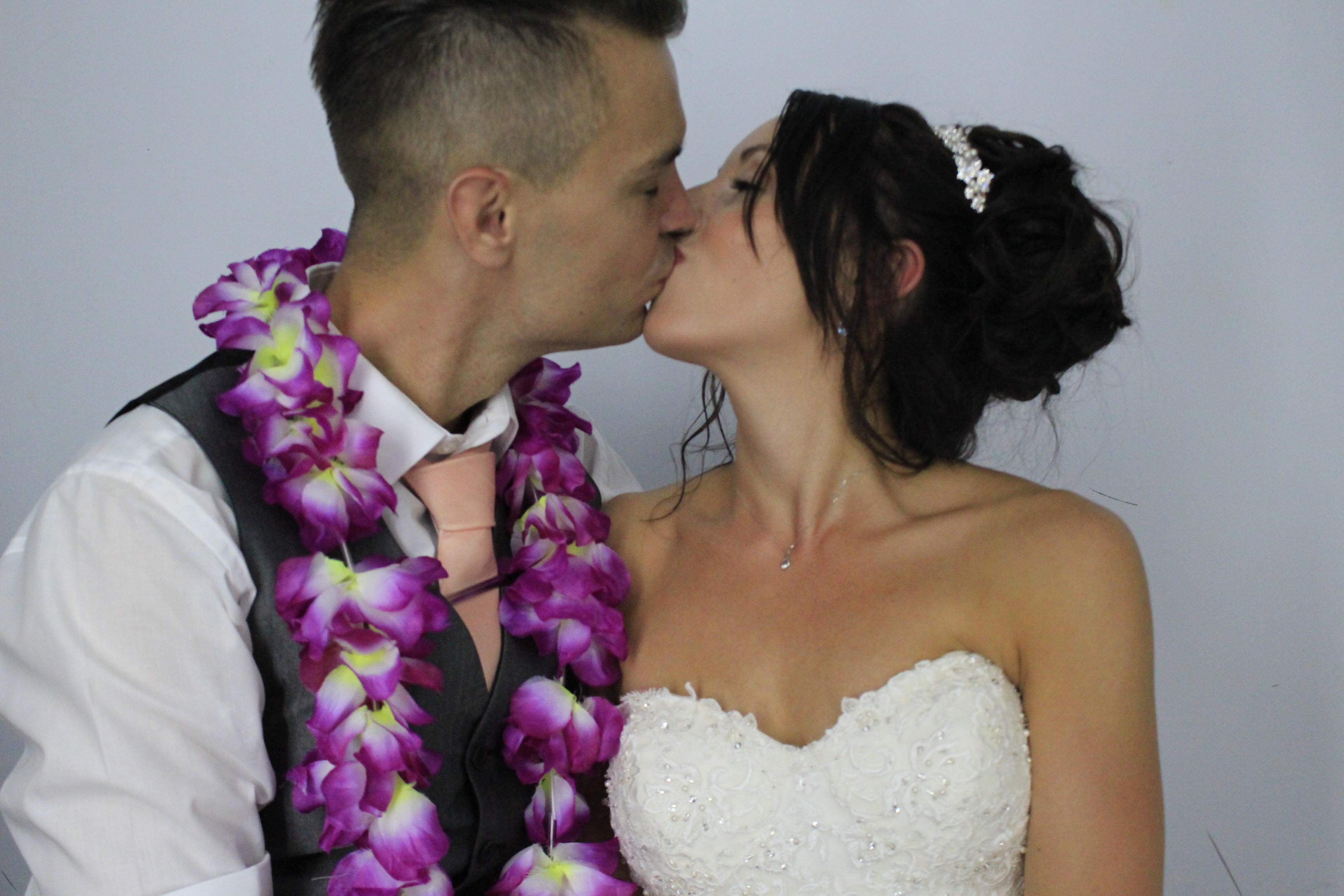 Katie & Charlie's Wedding | View more photos from the event at gallery.myphotoboothexperience.co.uk/u/MyPhotoBoothExperienceLtd/Katie-Charlies-Wedding